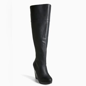 Torrid Women’s 9.5W Over the Knee Wedge Boots Wide Width Wide Calf Black